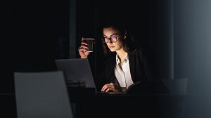 Работа през нощта с начало на работното време след 22 часа
